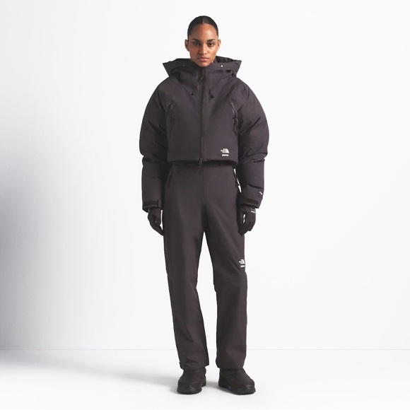 The North Face Jackets & Blazers - 🖤NWT The North Face X SKIMS Insulated Shell Jacket Onyx Size Small🖤